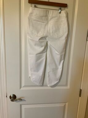 Chico’s white pull on jeans